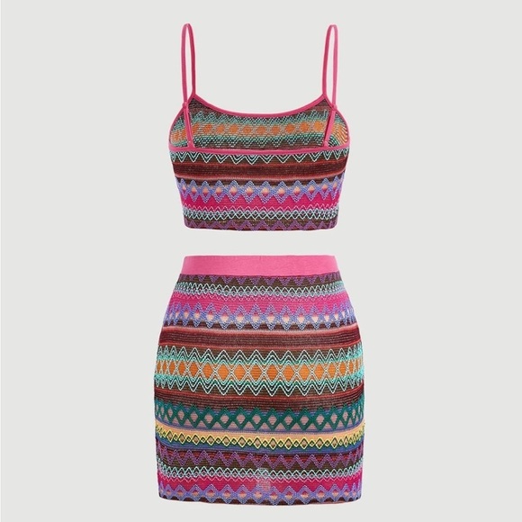 verdusa Dresses & Skirts - NWT Verdusa Women's 2 Piece Striped Crop Cami Top a & Mini Bodycon Skirt Set.